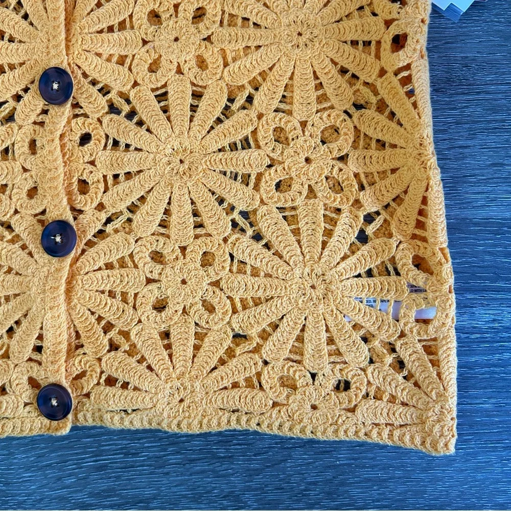 NWT Girls 10/12 Art Class Floral Knit Yellow Button Down Cardigan - Picture 2 of 6